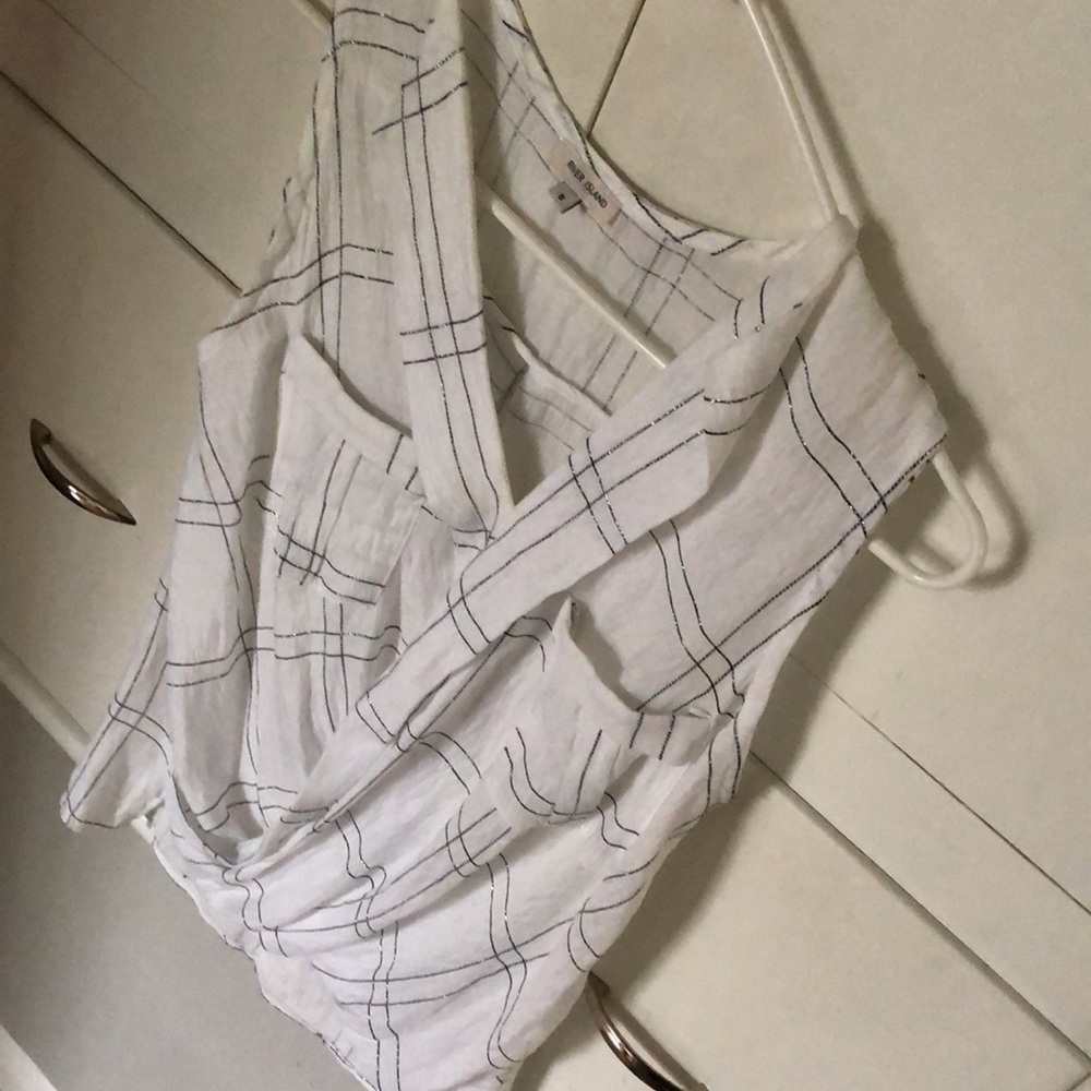 River Island white check sleeveless wrap front blouse - Picture 8 of 8